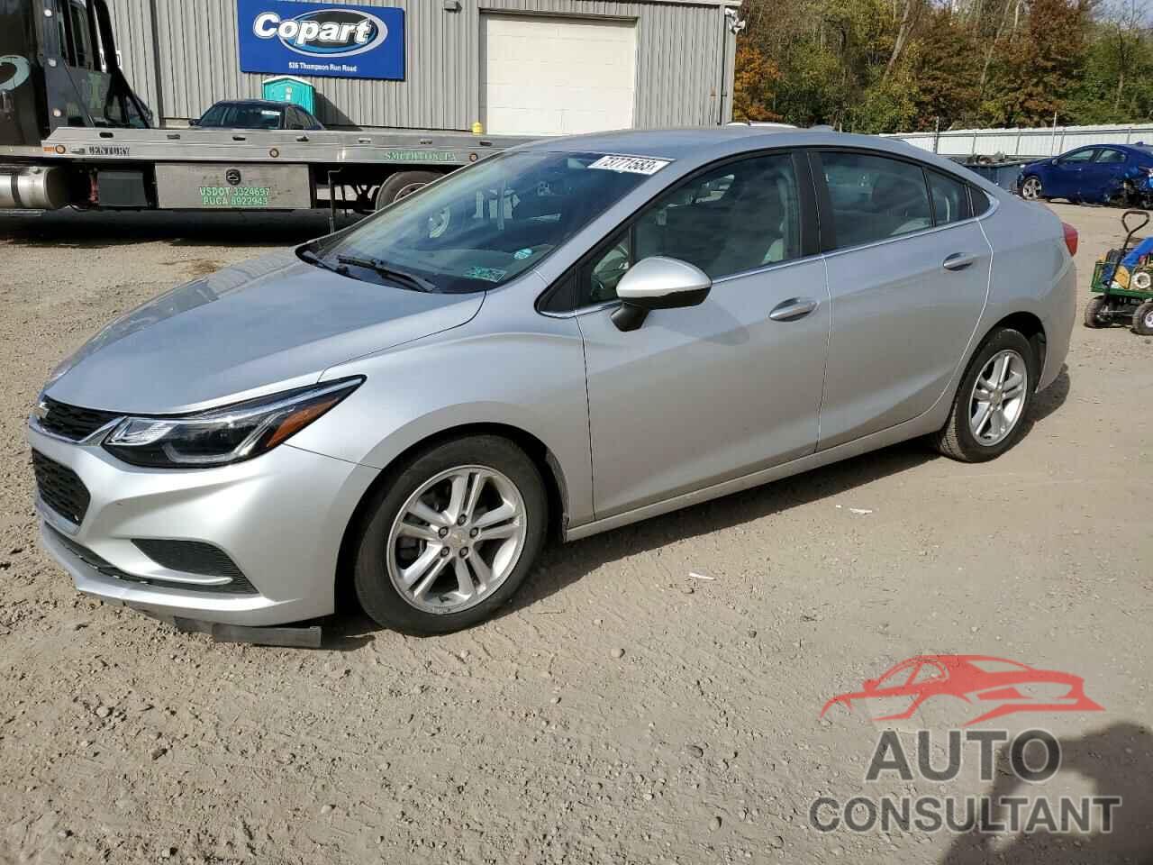 CHEVROLET CRUZE 2018 - 1G1BE5SM2J7122044