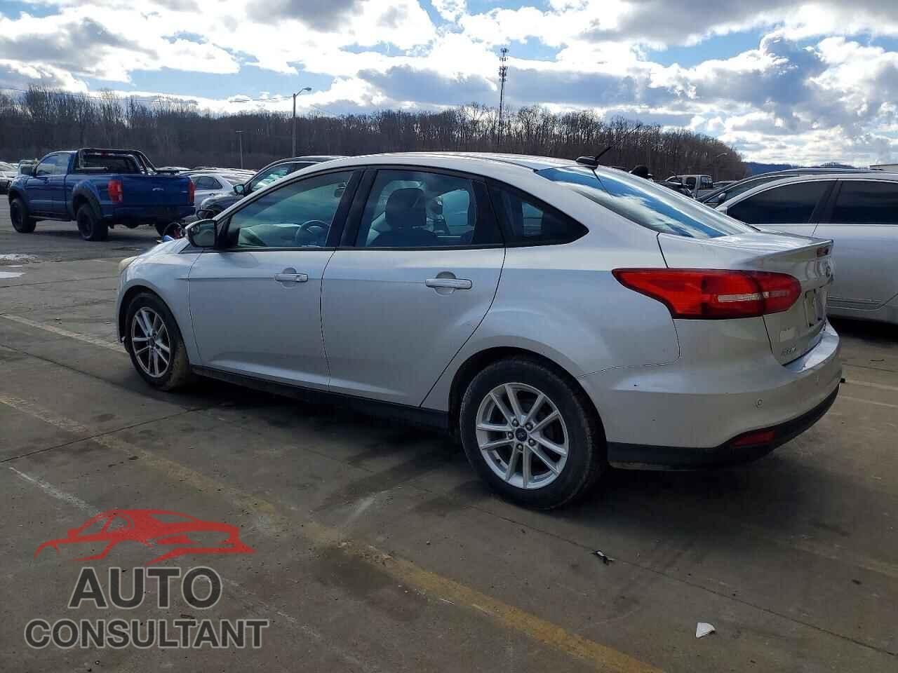 FORD FOCUS 2015 - 1FADP3F28FL254284