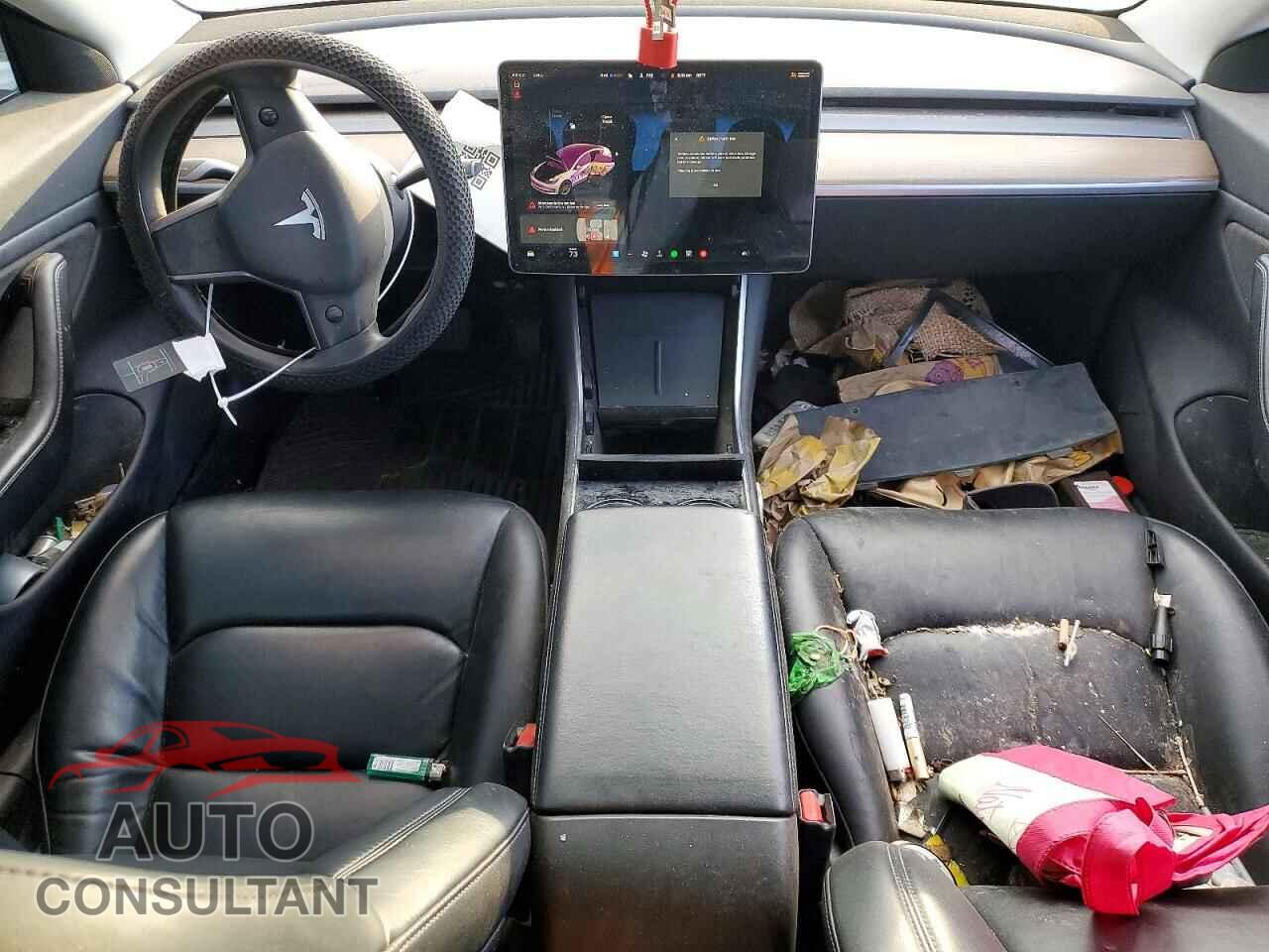 TESLA MODEL 3 2019 - 5YJ3E1EA3KF483770