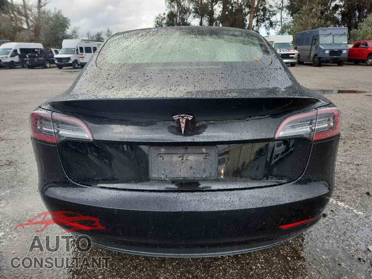 TESLA MODEL 3 2019 - 5YJ3E1EA1KF324570