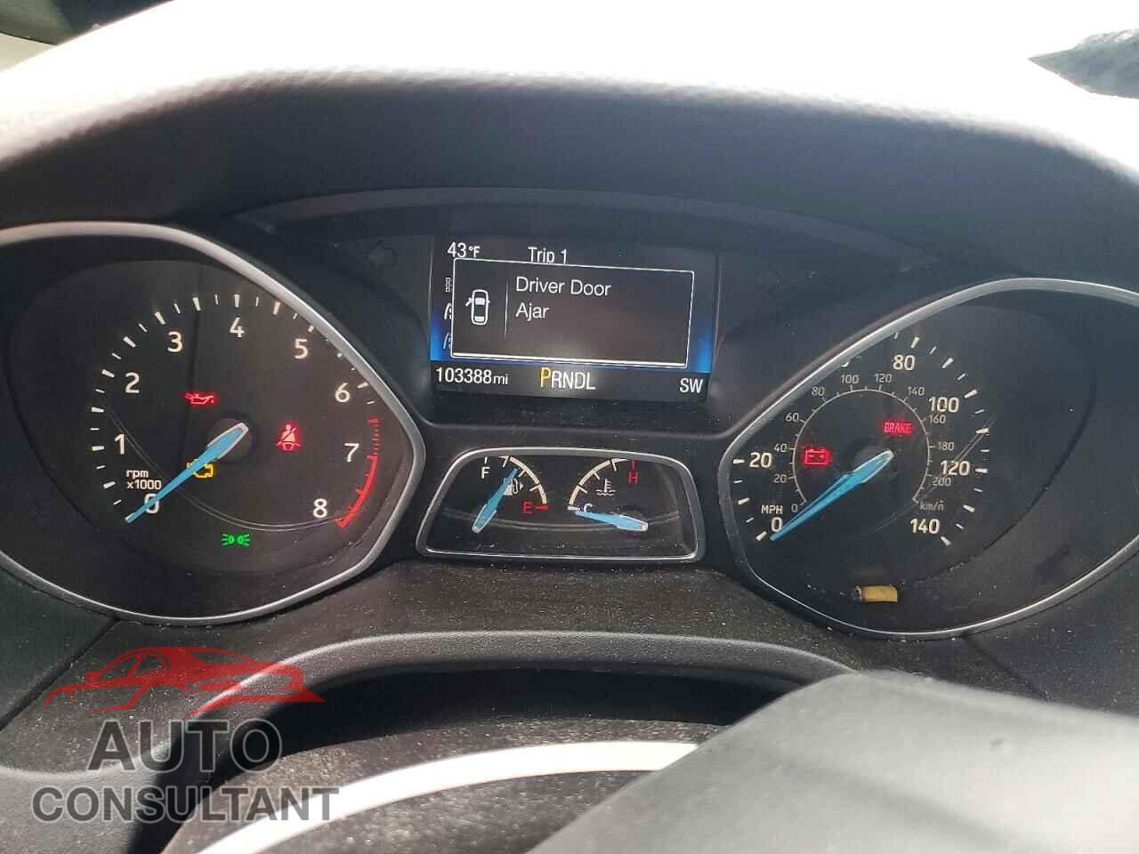 FORD FOCUS 2018 - 1FADP3F26JL210292
