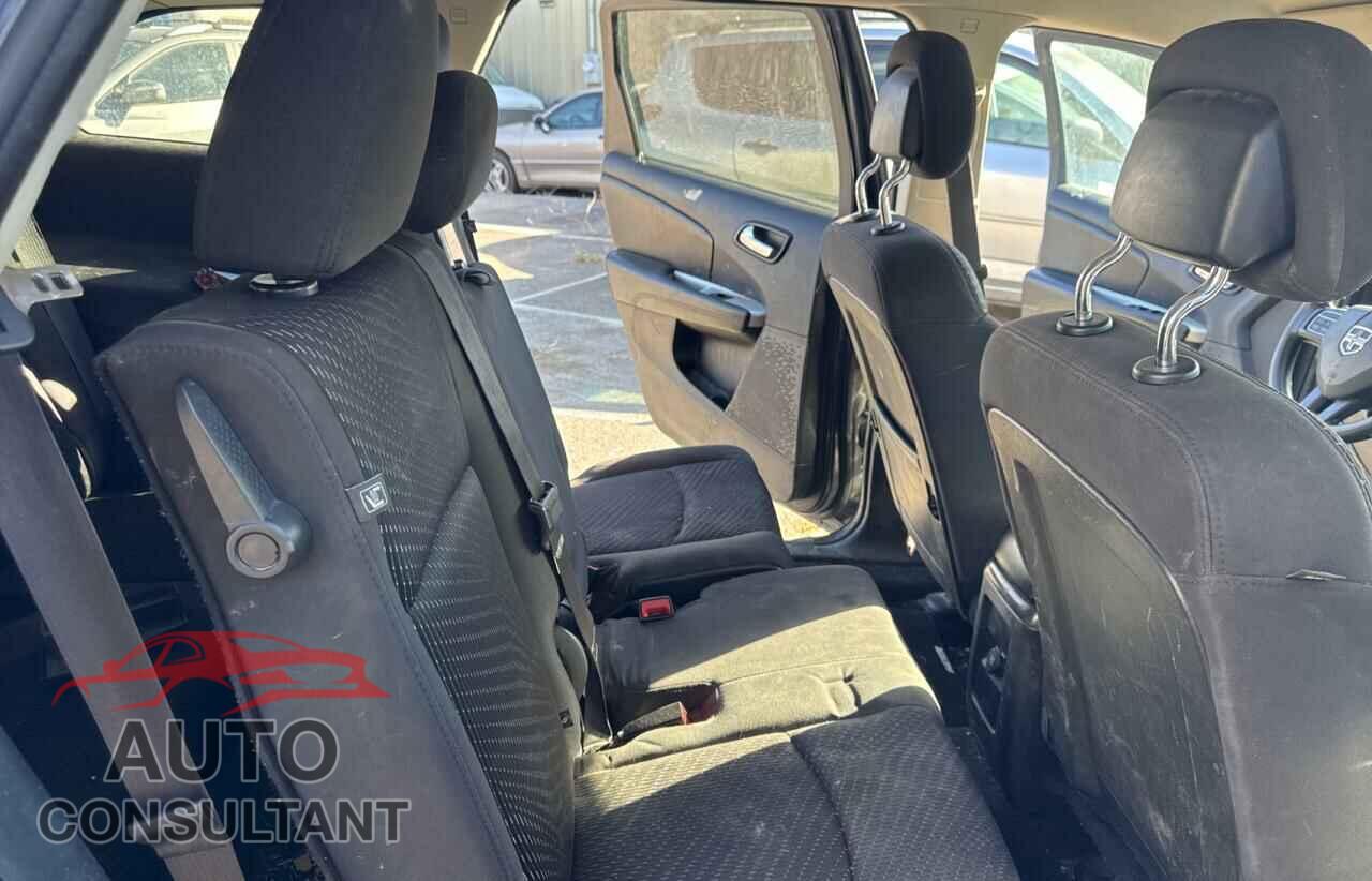 DODGE JOURNEY 2017 - 3C4PDCBG6HT537310