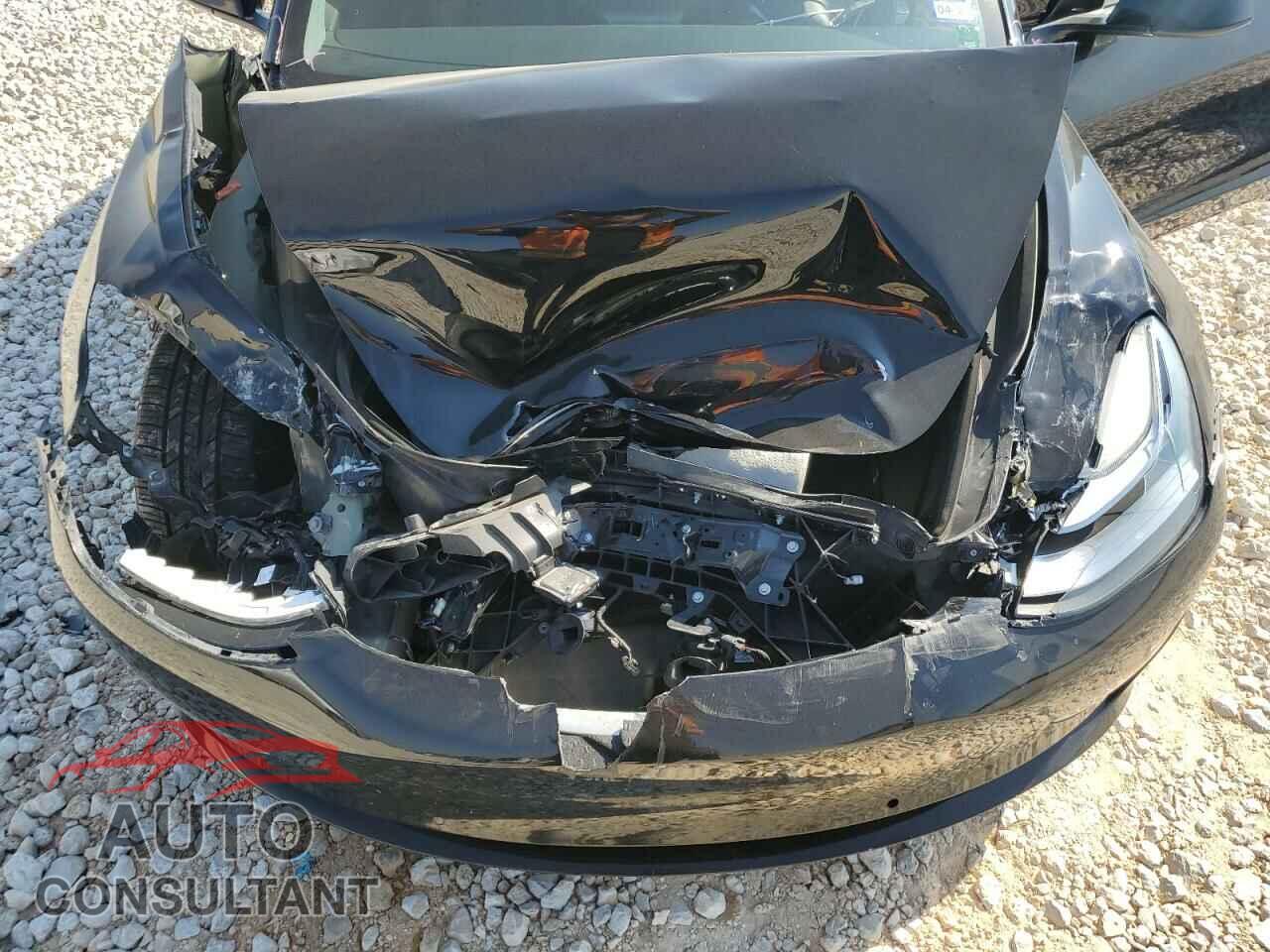 TESLA MODEL 3 2018 - 5YJ3E1EA0JF166012