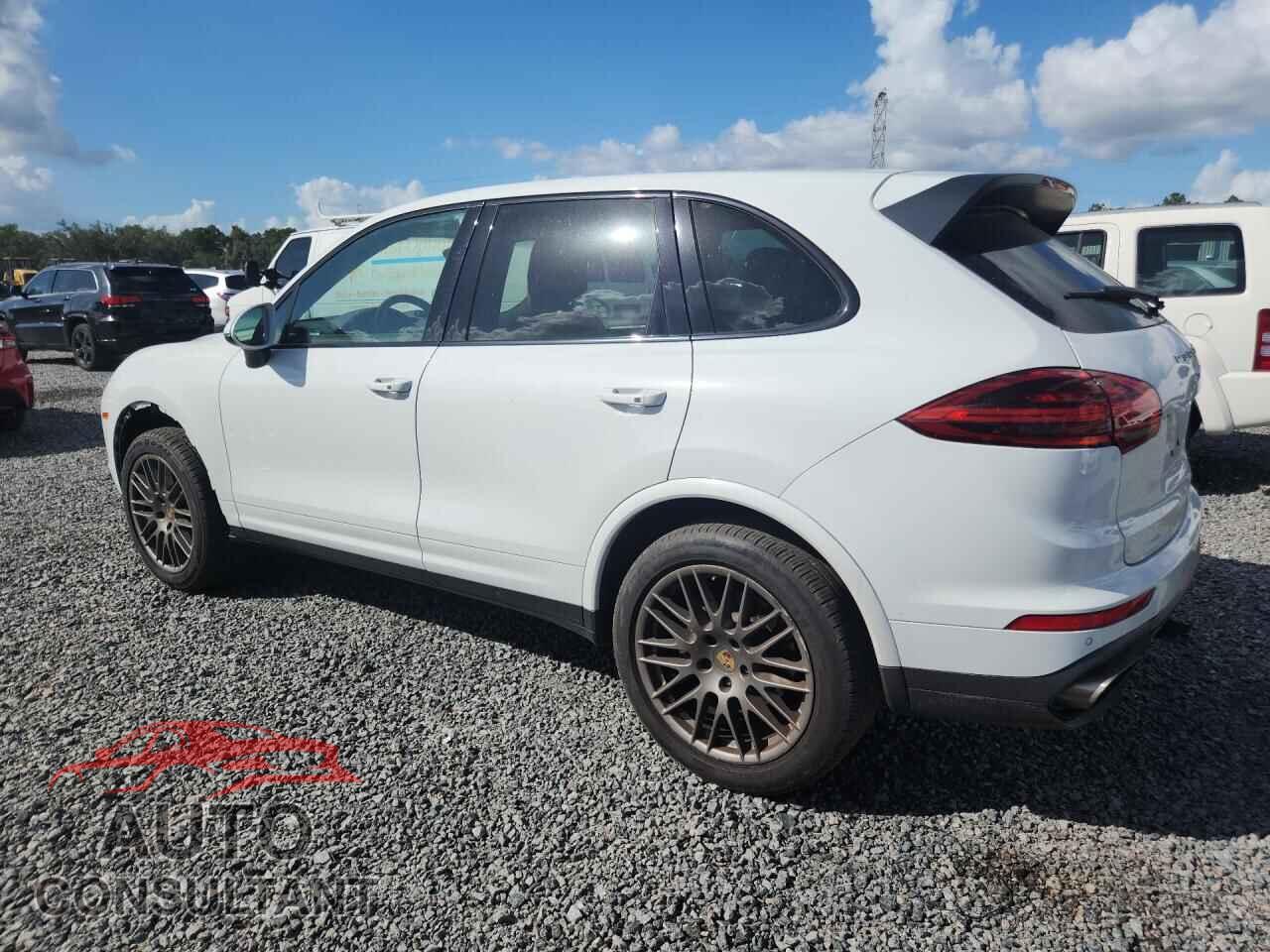 PORSCHE CAYENNE 2017 - WP1AA2A23HKA83838