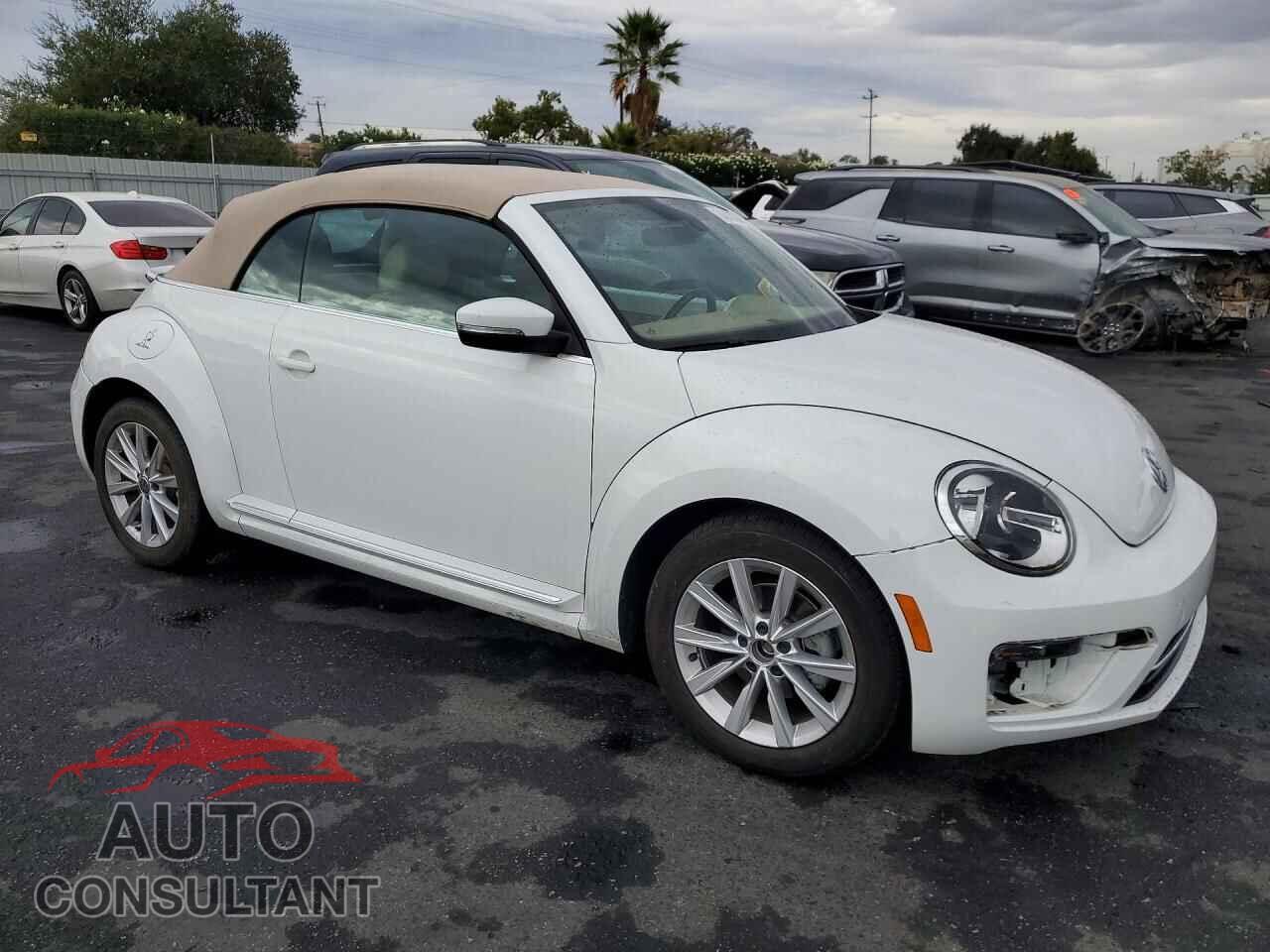 VOLKSWAGEN BEETLE 2017 - 3VW517AT3HM810524