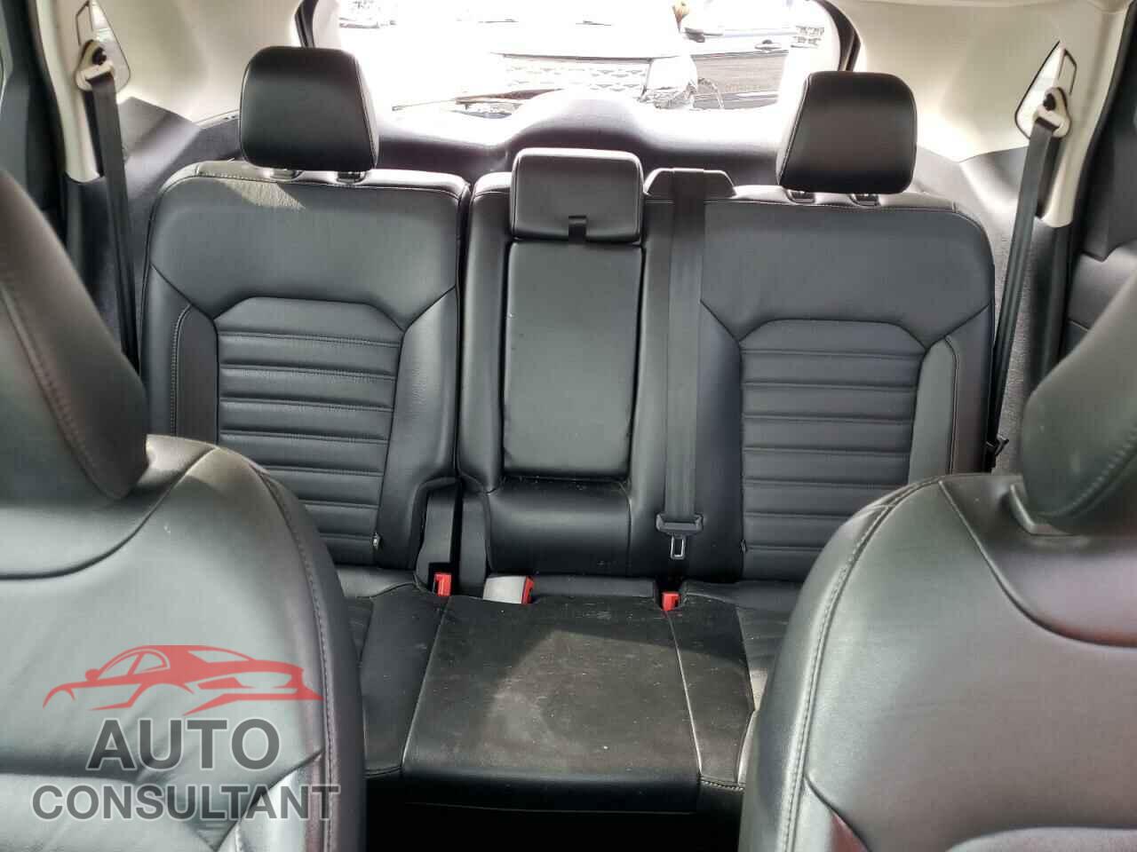 FORD EDGE 2018 - 2FMPK4J83JBB64102