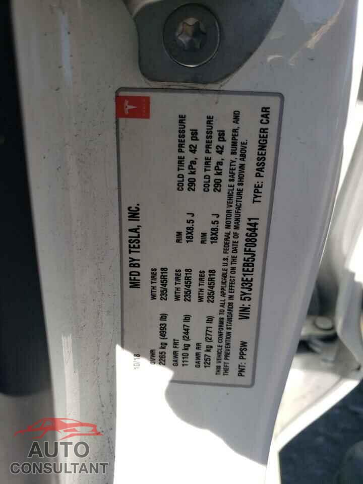 TESLA MODEL 3 2018 - 5YJ3E1EB5JF086441