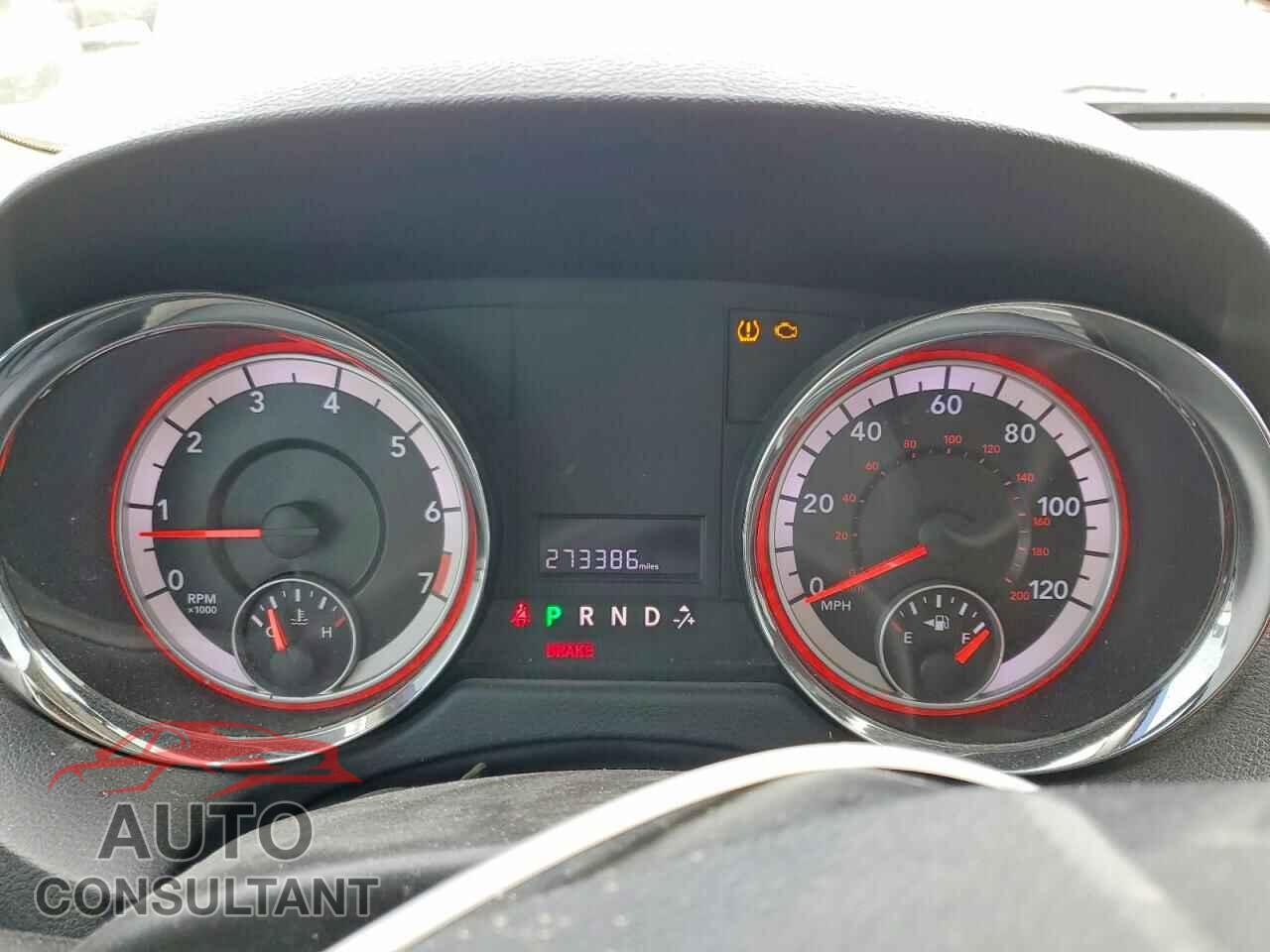 DODGE CARAVAN 2011 - 2D4RN3DG0BR627617