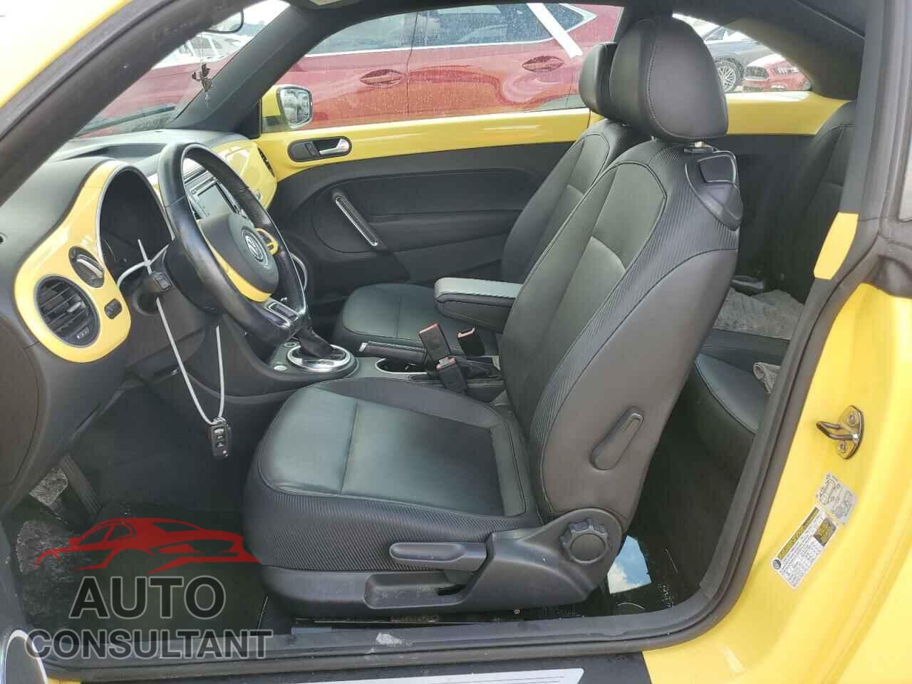 VOLKSWAGEN BEETLE 2012 - 3VWJP7AT0CM637504