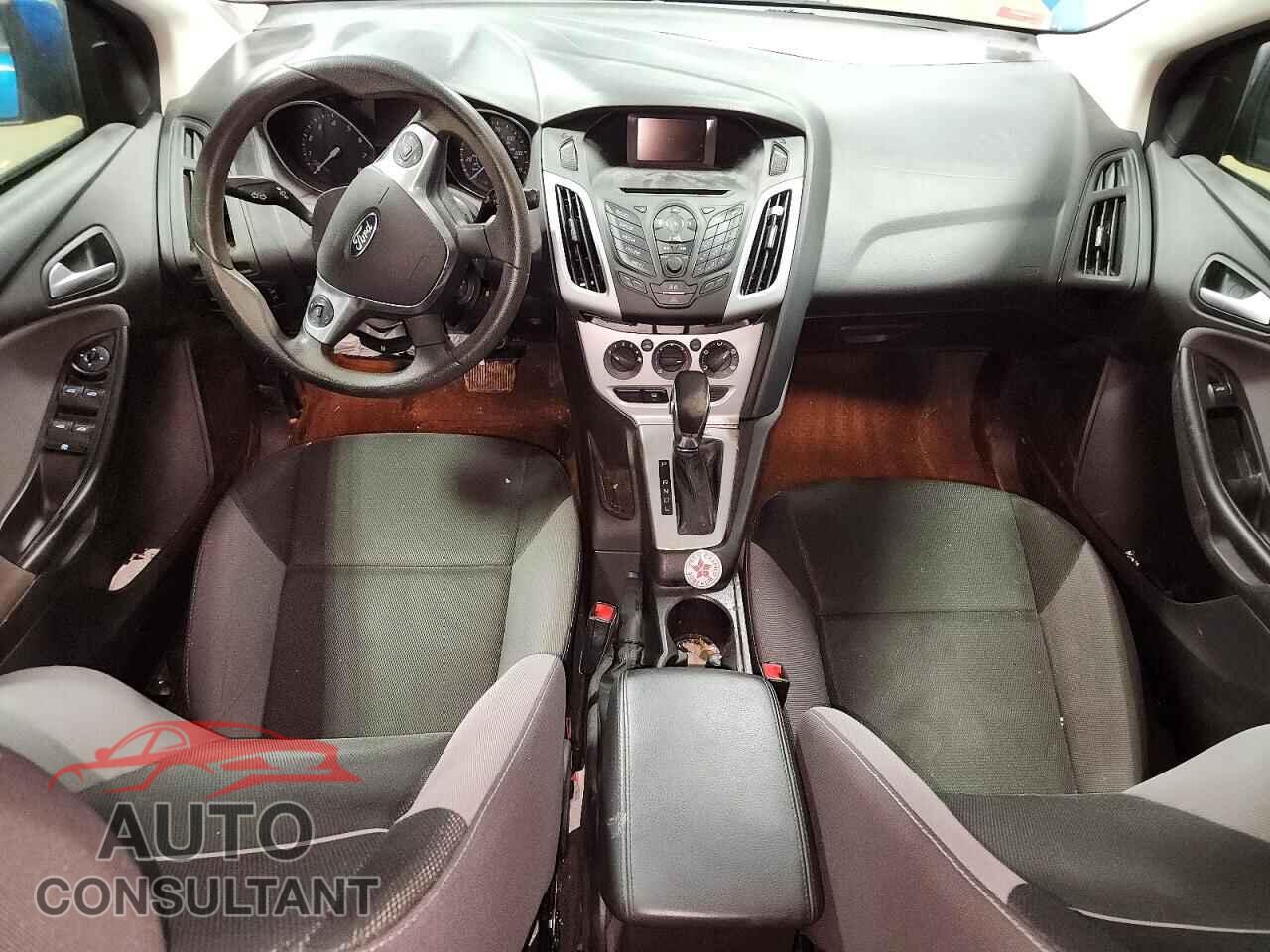 FORD FOCUS 2014 - 1FADP3F27EL246577