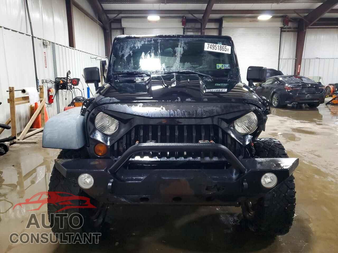 JEEP WRANGLER 2011 - 1J4AA2D12BL574174