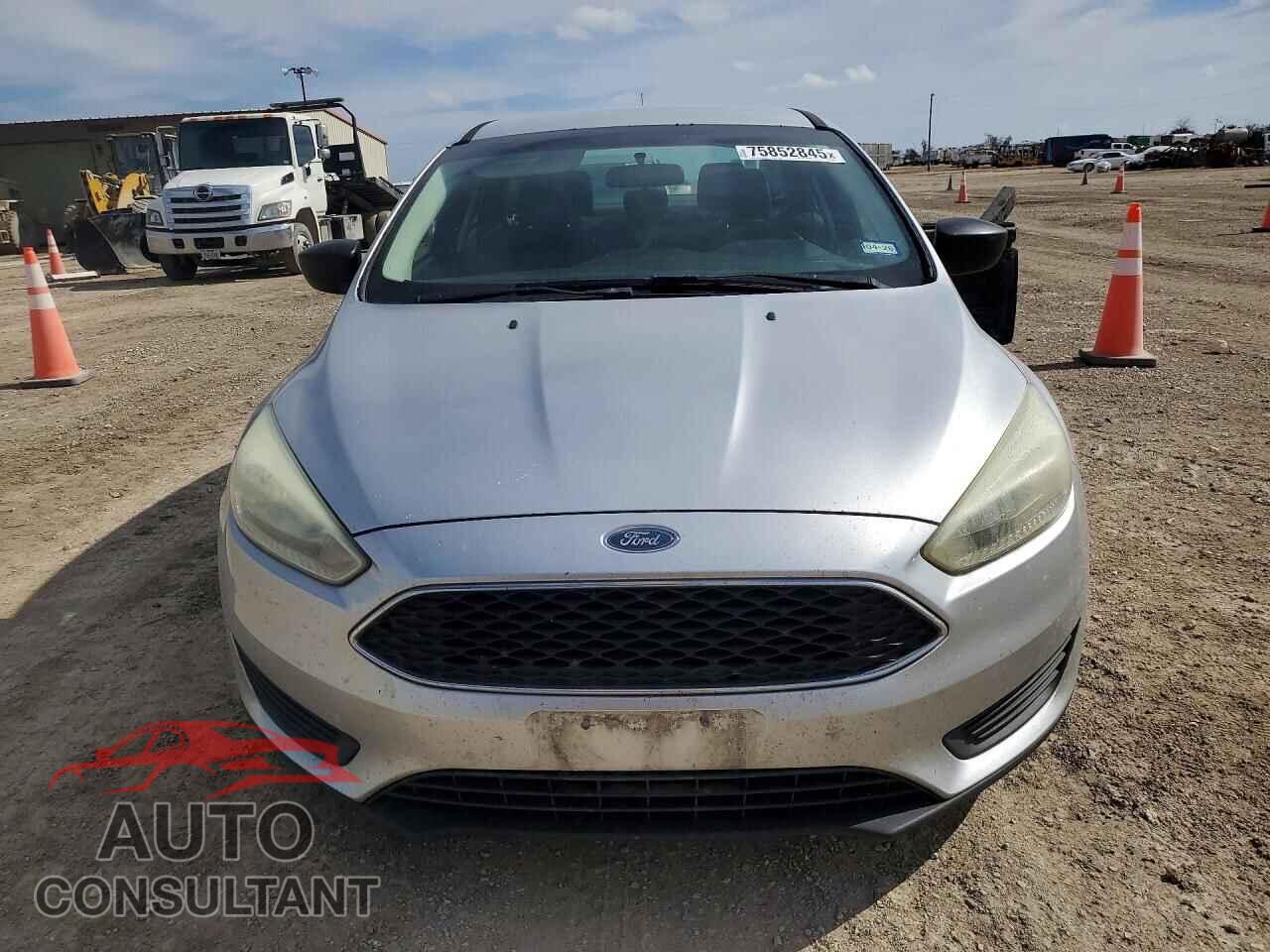FORD FOCUS 2016 - 1FADP3E27GL238029