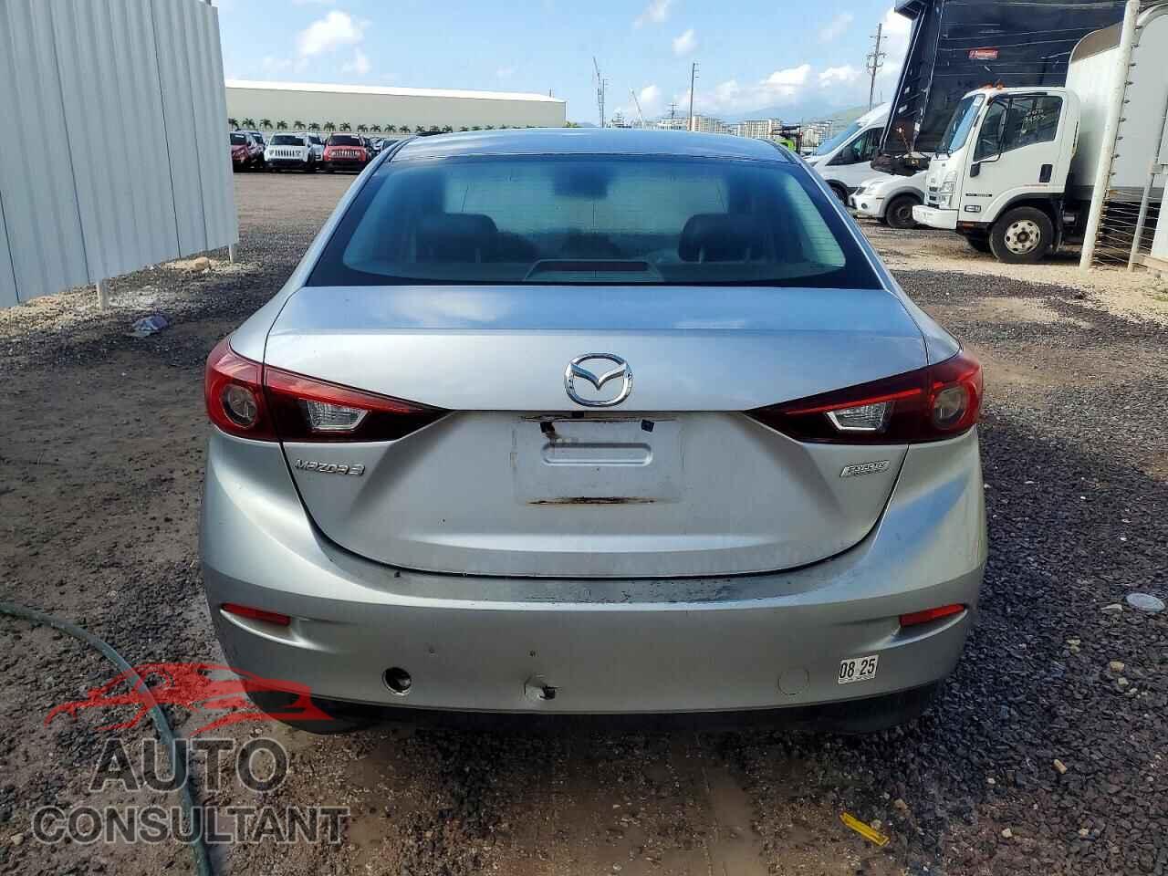 MAZDA 3 2017 - 3MZBN1V72HM112584