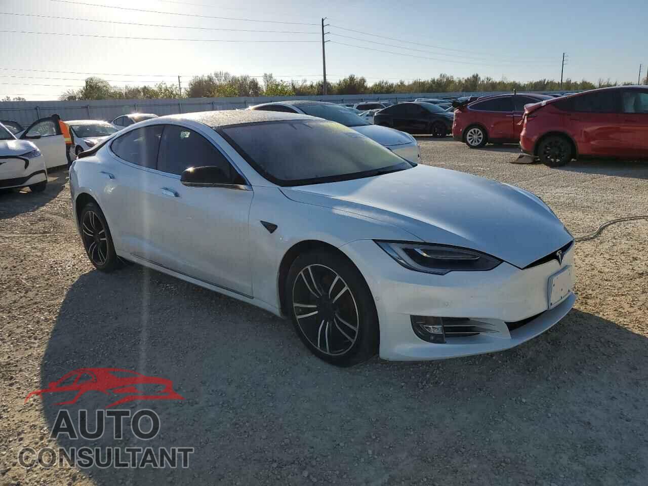 TESLA MODEL S 2020 - 5YJSA1E2XLF401275