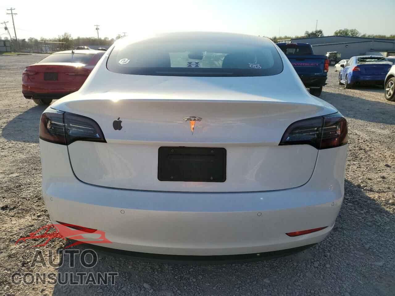 TESLA MODEL 3 2021 - 5YJ3E1EA4MF870413