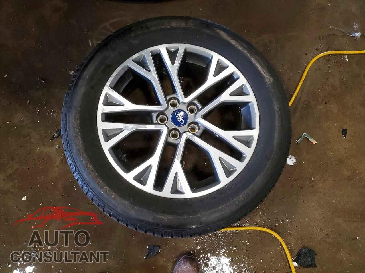 FORD ESCAPE 2020 - 1FMCU9H9XLUA84605