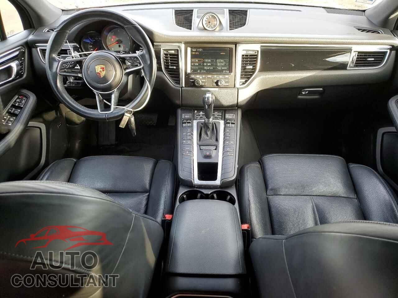 PORSCHE MACAN 2015 - WP1AB2A56FLB44694