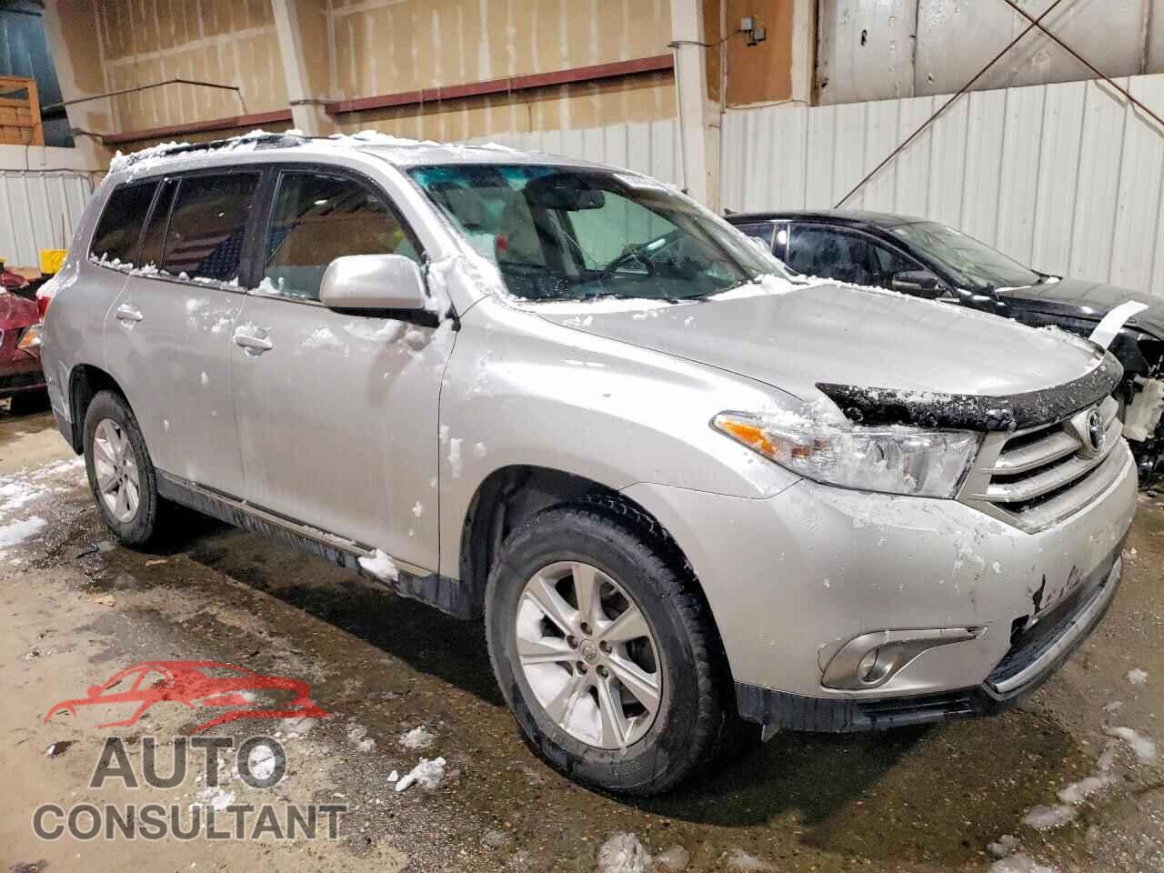 TOYOTA HIGHLANDER 2011 - 5TDBK3EH1BS044558