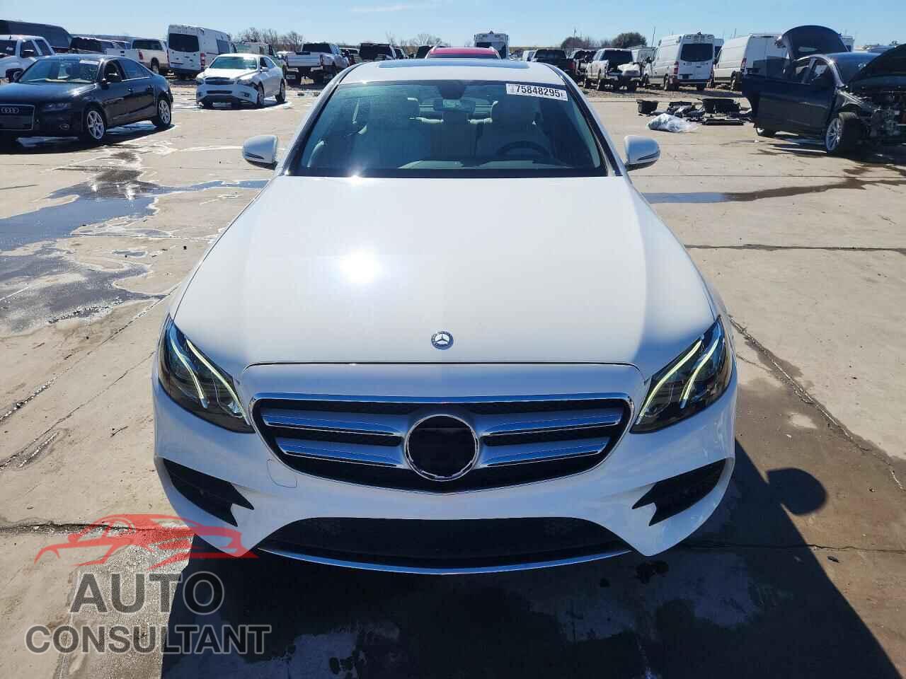 MERCEDES-BENZ E-CLASS 2017 - WDDZF4JB6HA081353