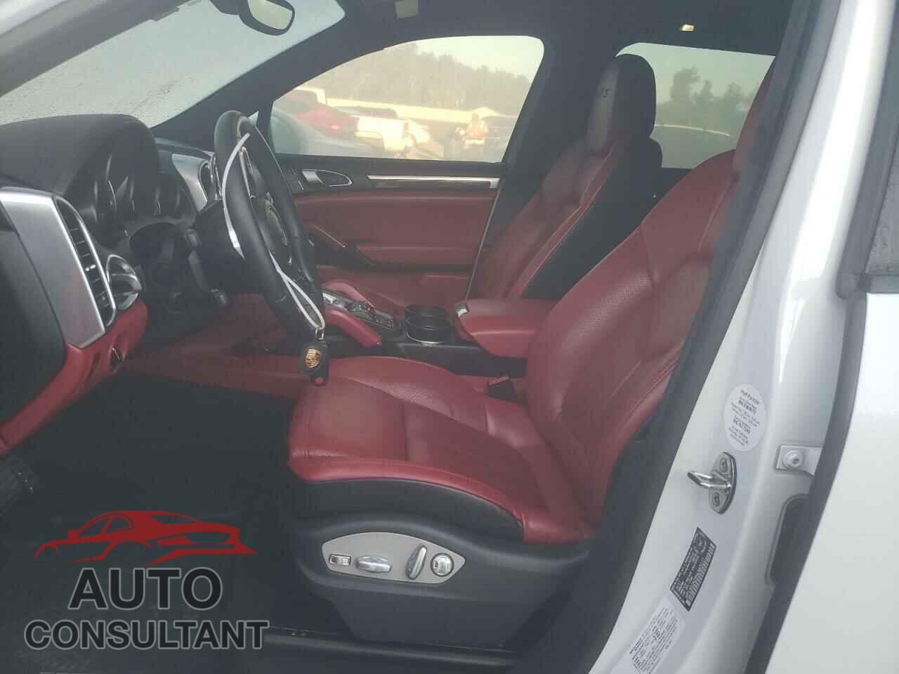 PORSCHE CAYENNE 2017 - WP1AD2A29HLA83277