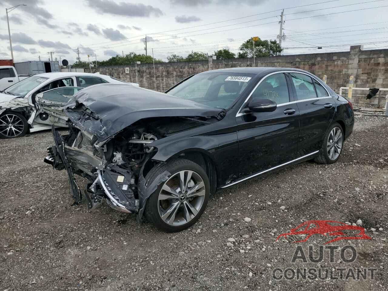 MERCEDES-BENZ C-CLASS 2018 - 55SWF4JB9JU280258