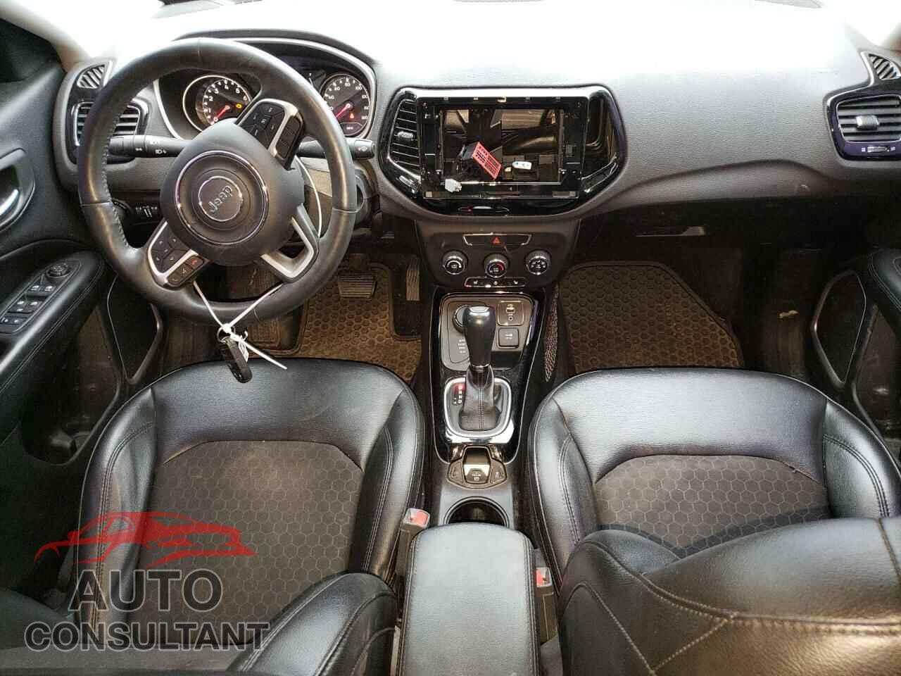 JEEP COMPASS 2018 - 3C4NJDBB9JT320379