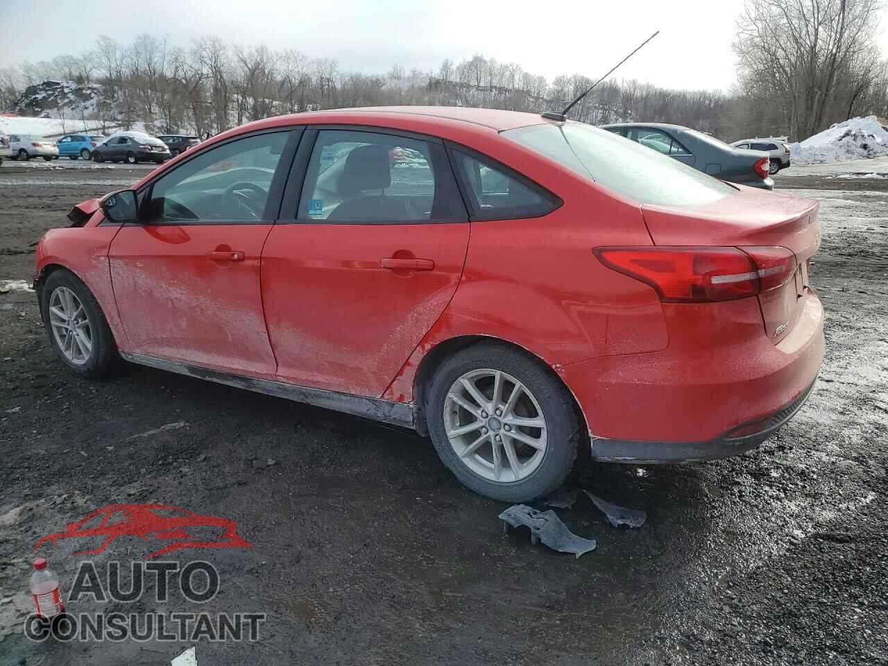 FORD FOCUS 2015 - 1FADP3F20FL307852