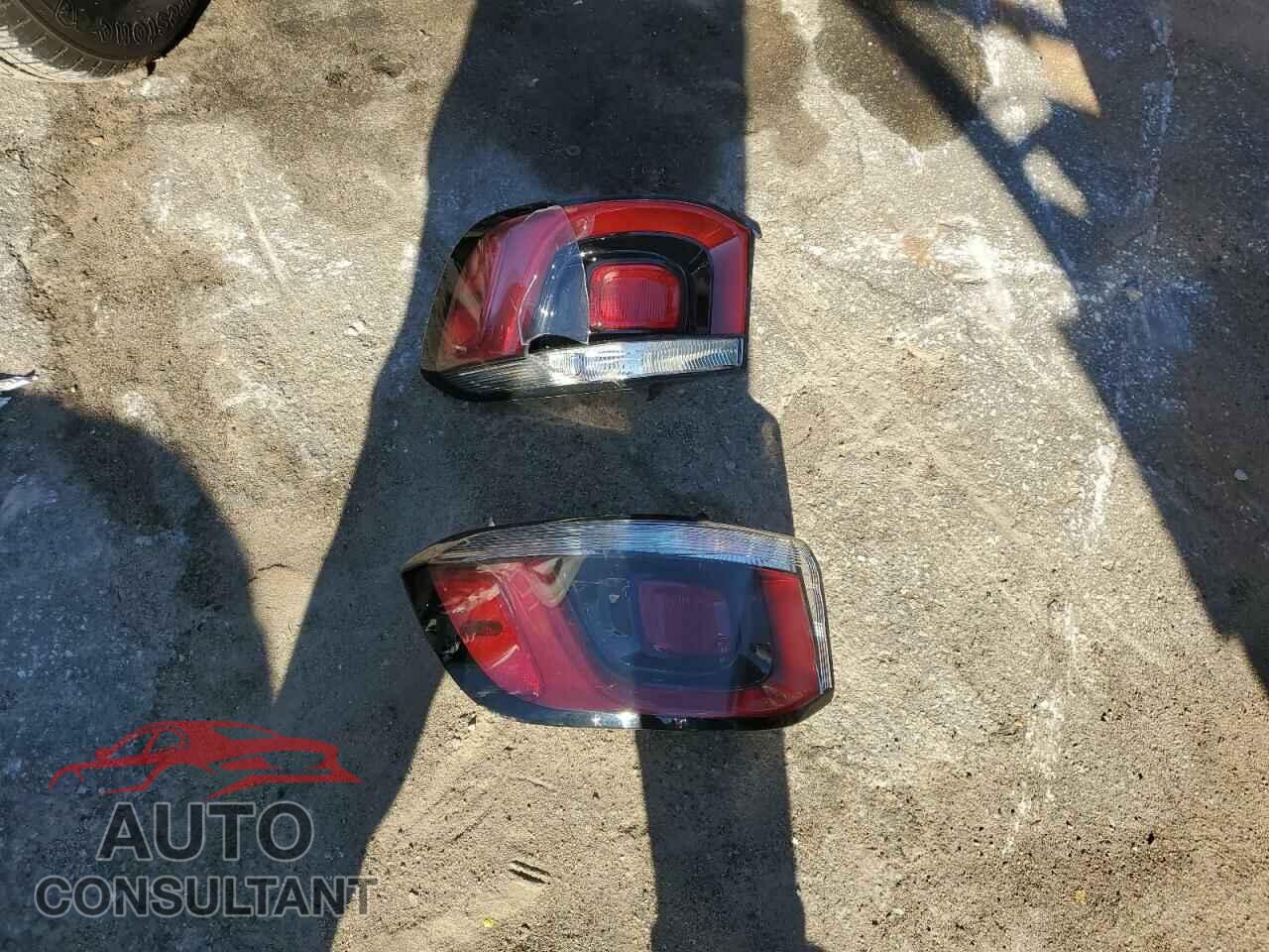 JEEP COMPASS 2020 - 3C4NJCCB5LT152736
