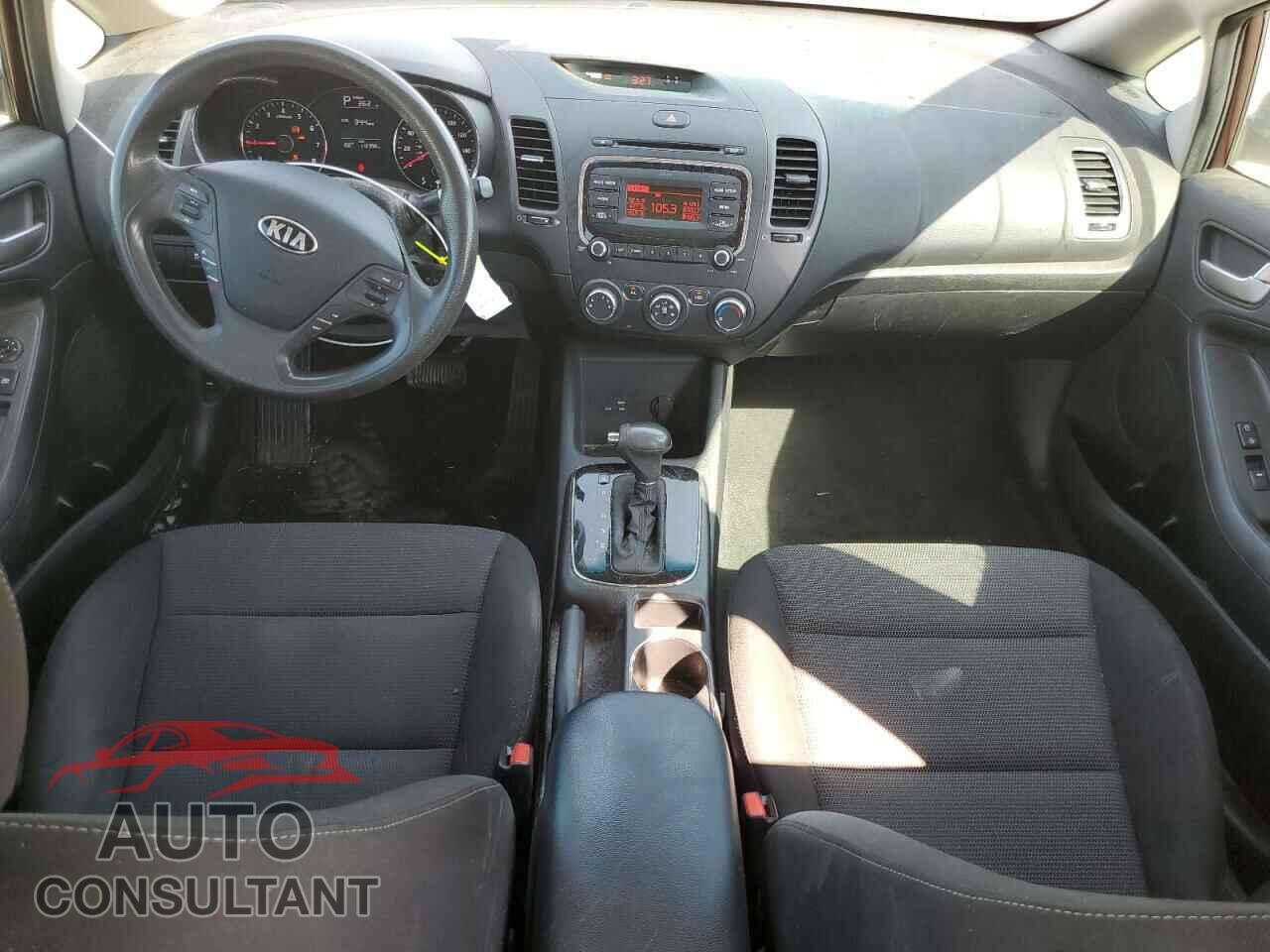 KIA FORTE 2017 - 3KPFK4A76HE070189