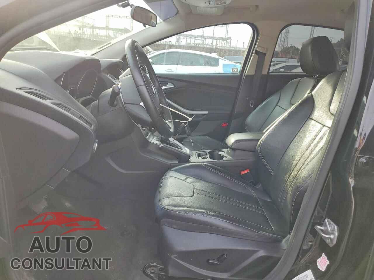 FORD FOCUS 2014 - 1FADP3K23EL326027