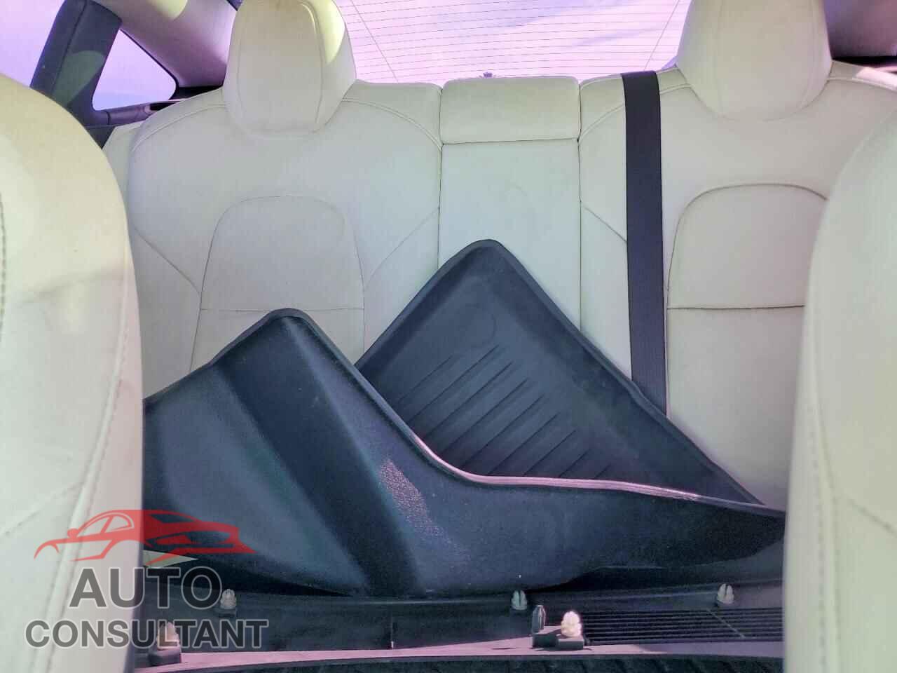 TESLA MODEL 3 2021 - 5YJ3E1EA2MF873214
