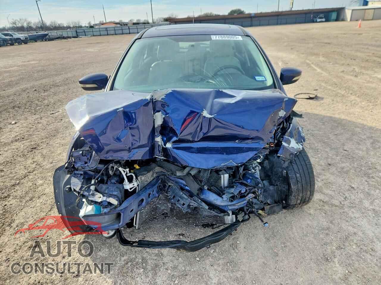 FORD FOCUS 2017 - 1FADP3N27HL309909