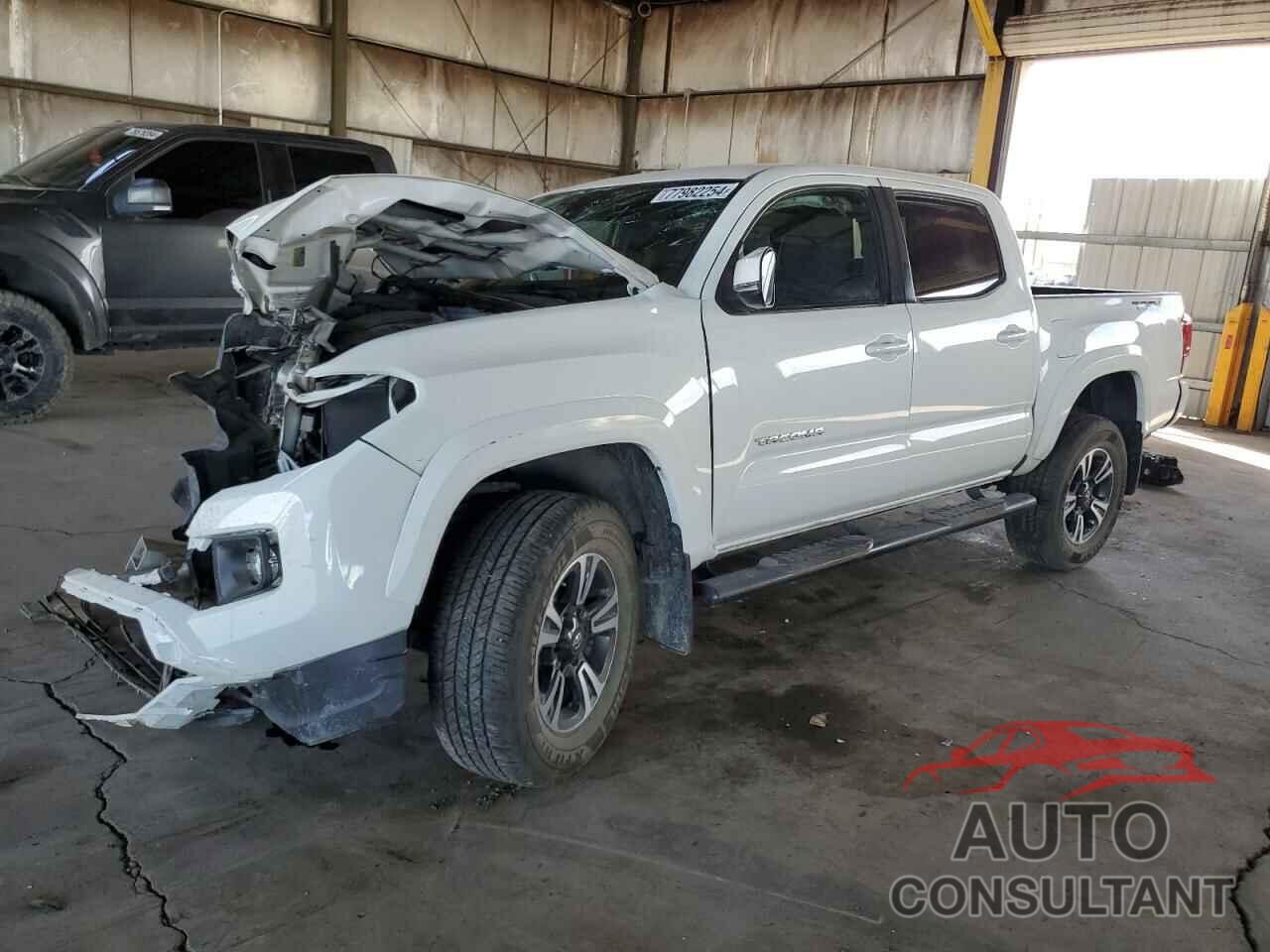 TOYOTA TACOMA 2018 - 3TMCZ5ANXJM122650