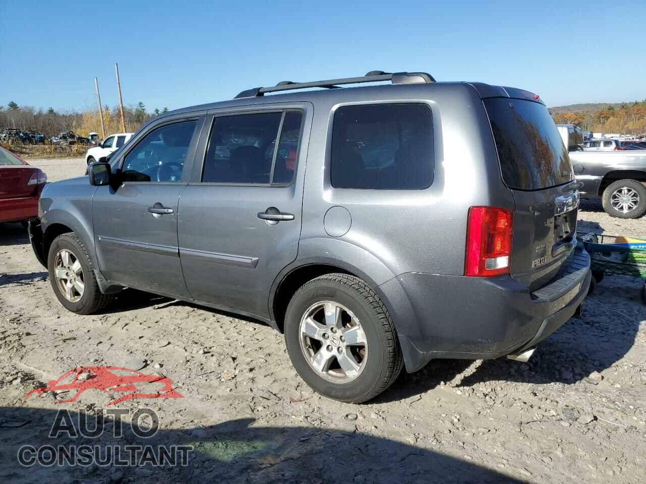 HONDA PILOT 2011 - 5FNYF4H52BB005651