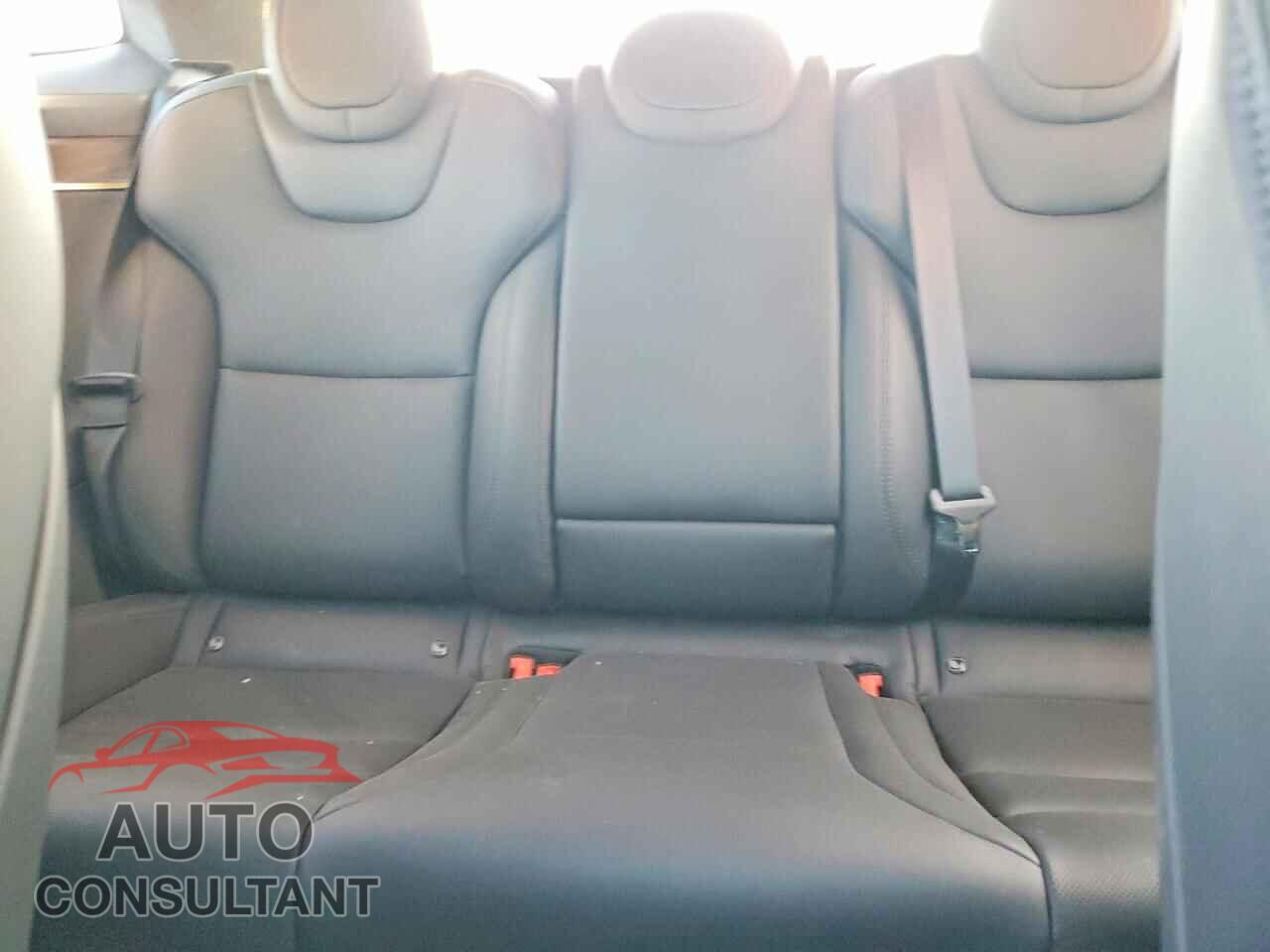TESLA MODEL S 2021 - 5YJSA1E53MF436221