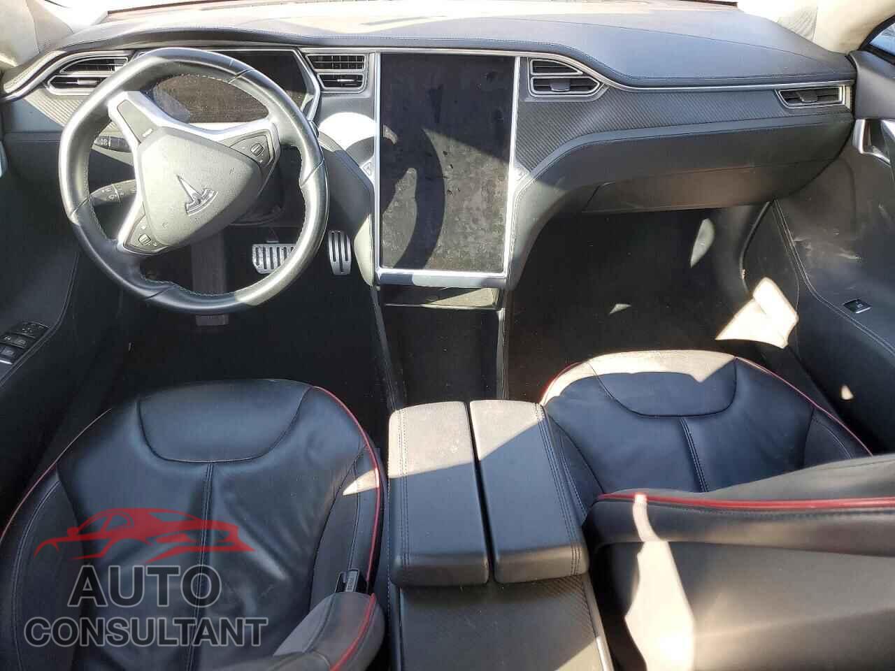 TESLA MODEL S 2013 - 5YJSA1CP6DFP25808