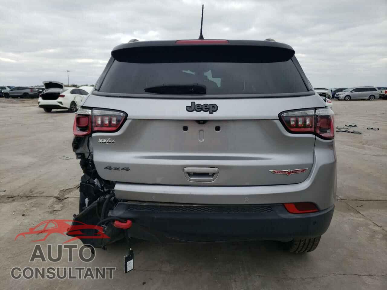 JEEP COMPASS 2019 - 3C4NJDDB4KT622483