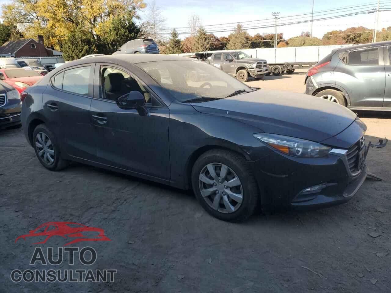 MAZDA 3 2018 - 3MZBN1U76JM165053
