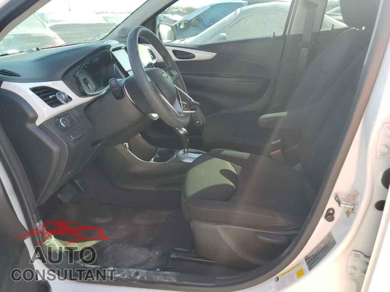 CHEVROLET SPARK 2017 - KL8CD6SA3HC769010
