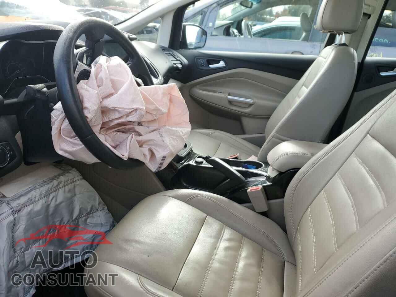 FORD CMAX 2017 - 1FADP5FU3HL110139