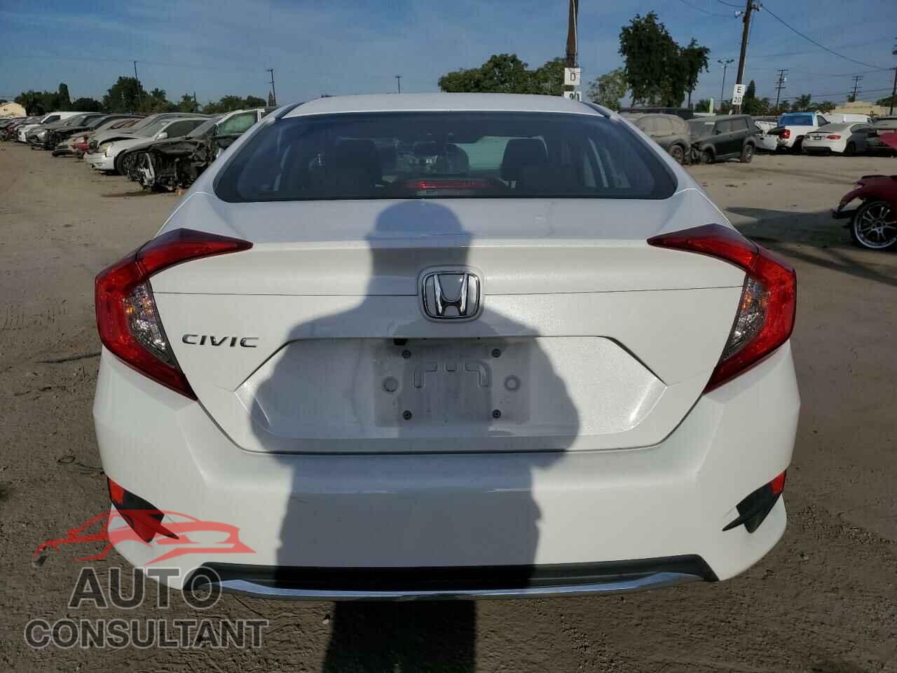 HONDA CIVIC 2019 - 2HGFC2F60KH534429