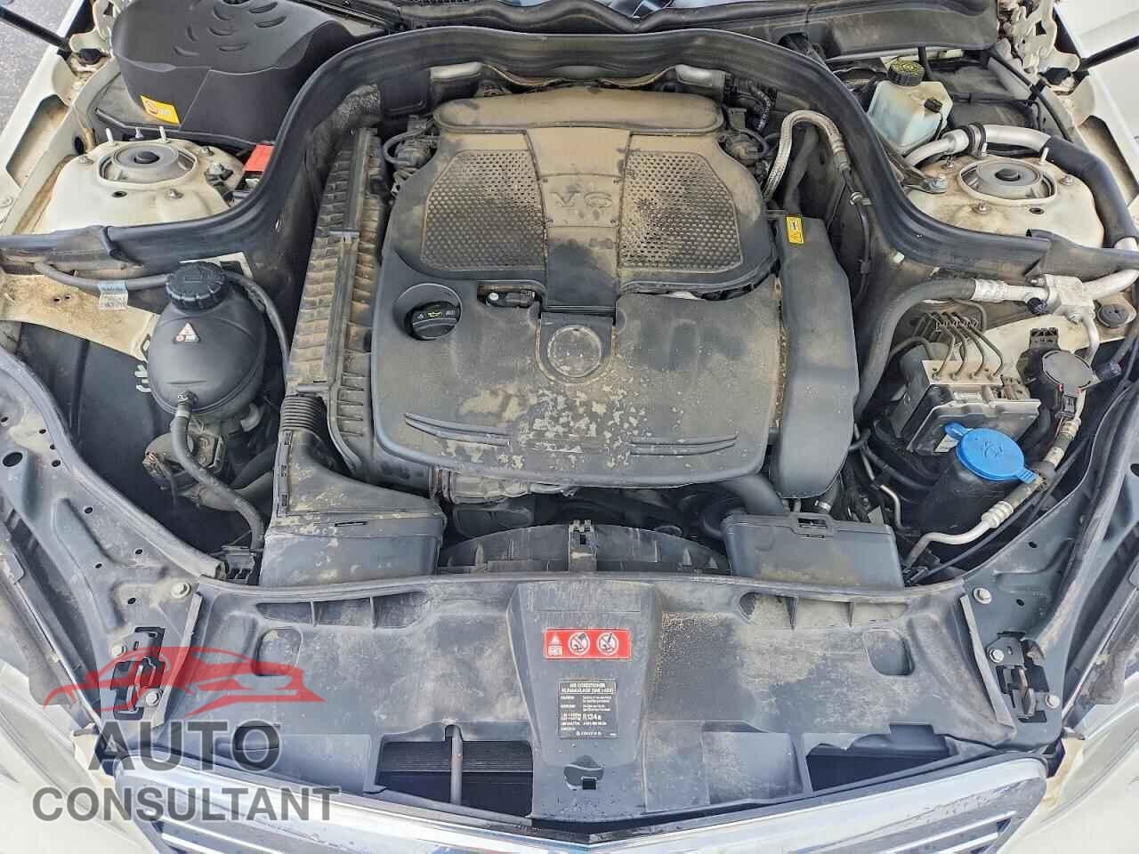 MERCEDES-BENZ E 2013 - WDDHF5KB7DA733097