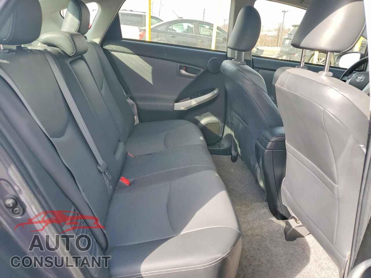 TOYOTA PRIUS 2015 - JTDKN3DU8F1935357