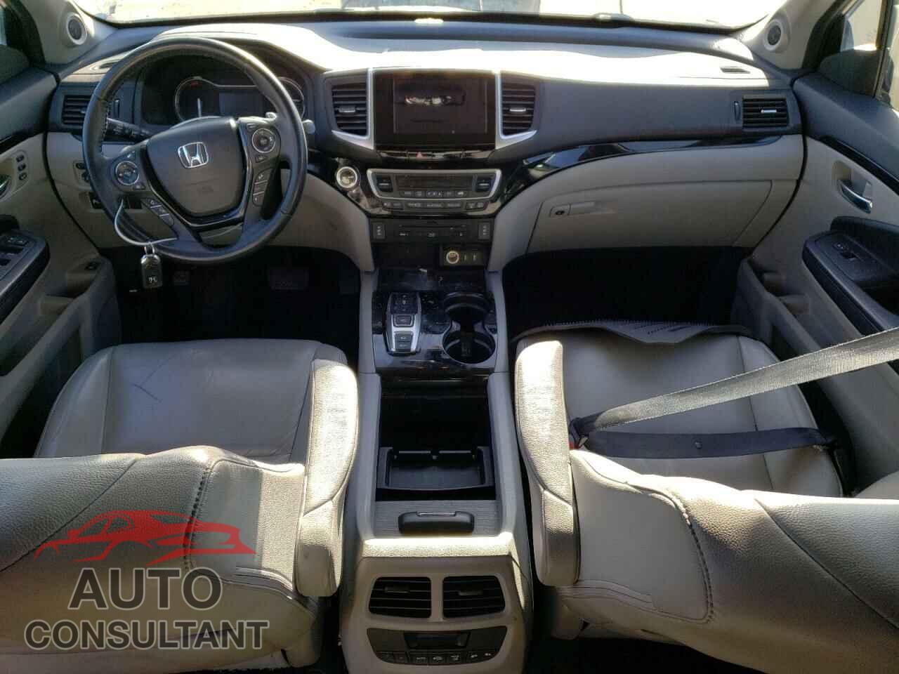 HONDA PILOT 2016 - 5FNYF6H97GB048128