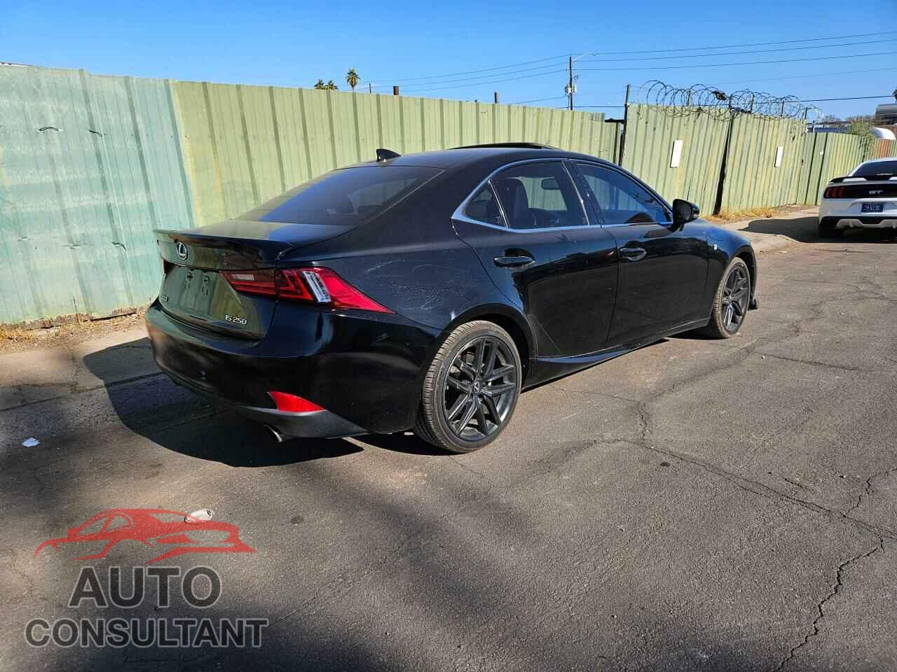 LEXUS IS 2015 - JTHBF1D21F5064325