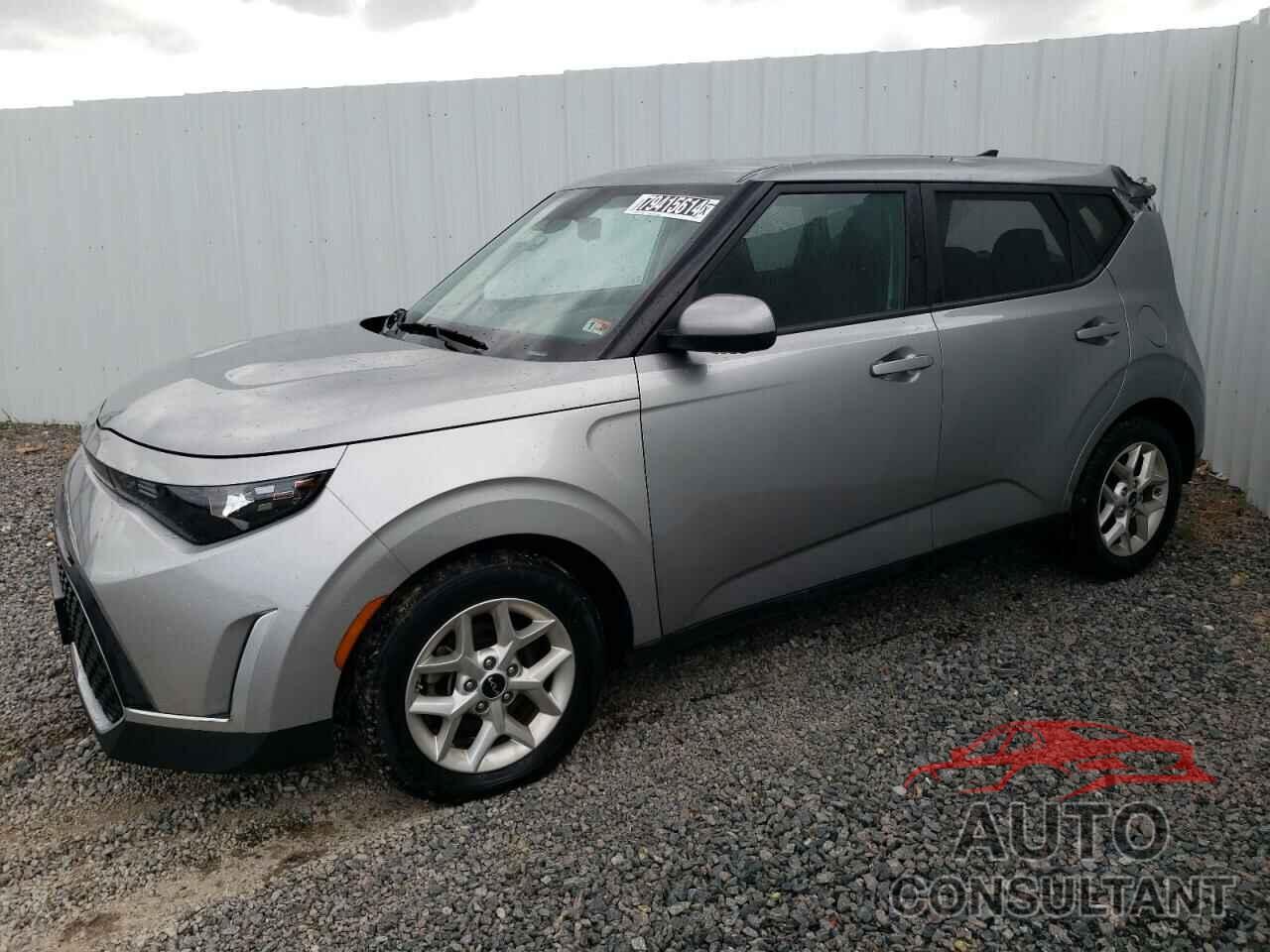 KIA SOUL 2023 - KNDJ23AU8P7863177