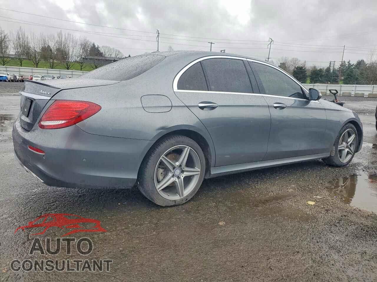 MERCEDES-BENZ E-CLASS 2017 - WDDZF4KB7HA035965