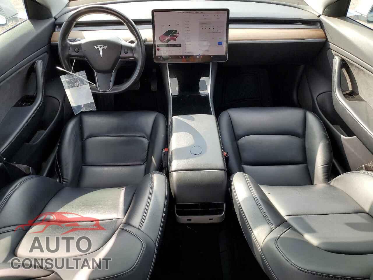 TESLA MODEL 3 2018 - 5YJ3E1EA6JF045033