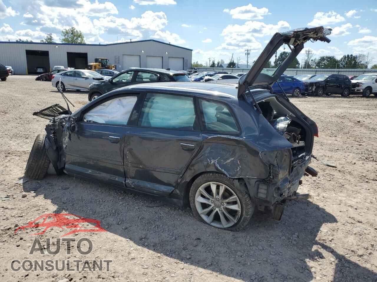 AUDI A3 2012 - WAUBJAFMXCA089514
