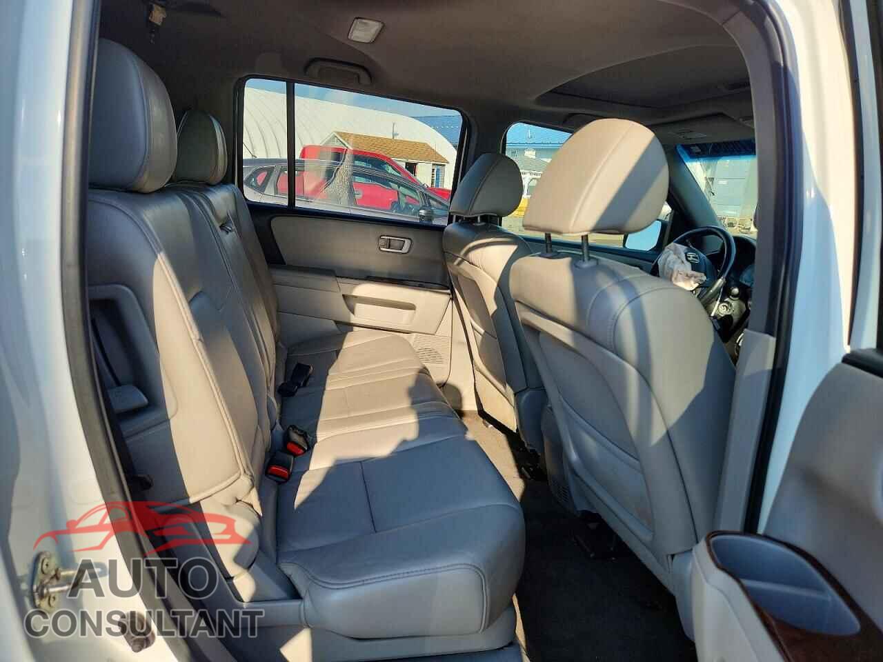 HONDA PILOT 2012 - 5FNYF4H54CB056568